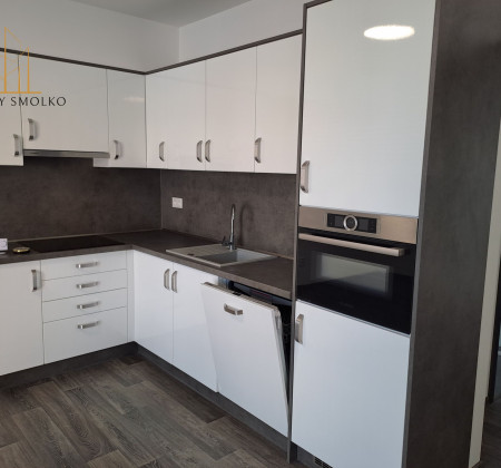 Prenájom 2-izbového bytu v blízkom centre mesta Humenné.