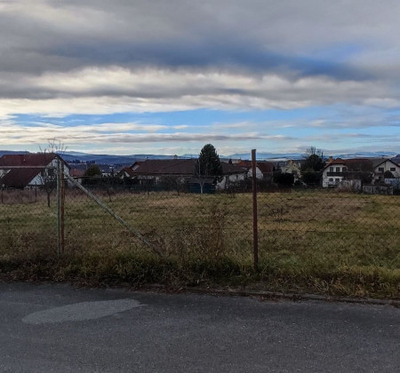 EXKLUZÍVNE - pozemok k výstavbe RD - 1593 m² - Ľubotice - Prešov.