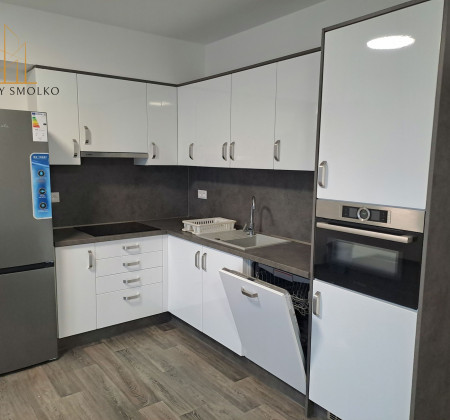 Prenájom 2-izbového bytu v blízkom centre mesta Humenné.